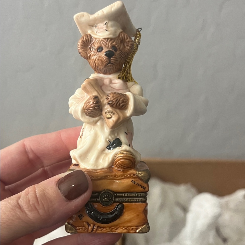 Boyd’s Bear Graduation Bear Figurine